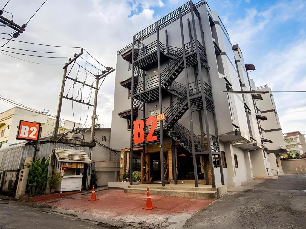 B2 Chiang Rai Night Bazaar Boutique & Budget Hotel Buitenkant foto