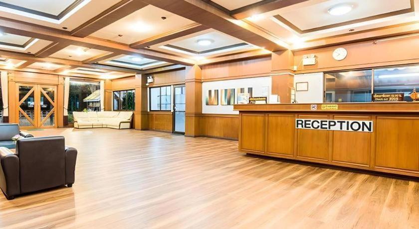 B2 Chiang Rai Night Bazaar Boutique & Budget Hotel Buitenkant foto