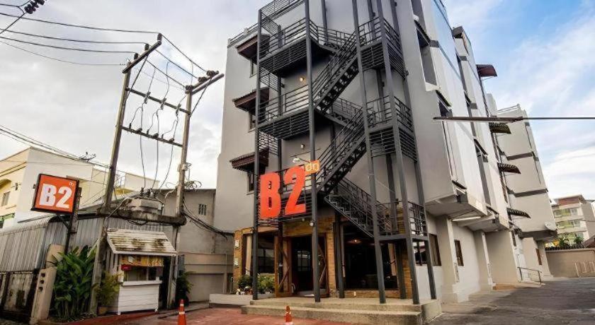 B2 Chiang Rai Night Bazaar Boutique & Budget Hotel Buitenkant foto